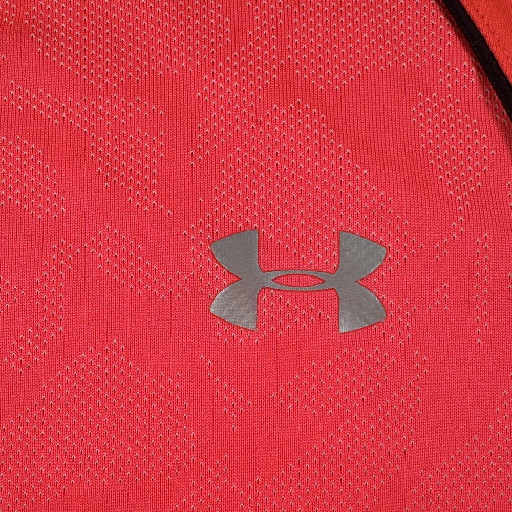 Under Armour Women’s Medium HeatGear Coral Athletic Short Sleeve Workout Shirt - Picture 7 of 9